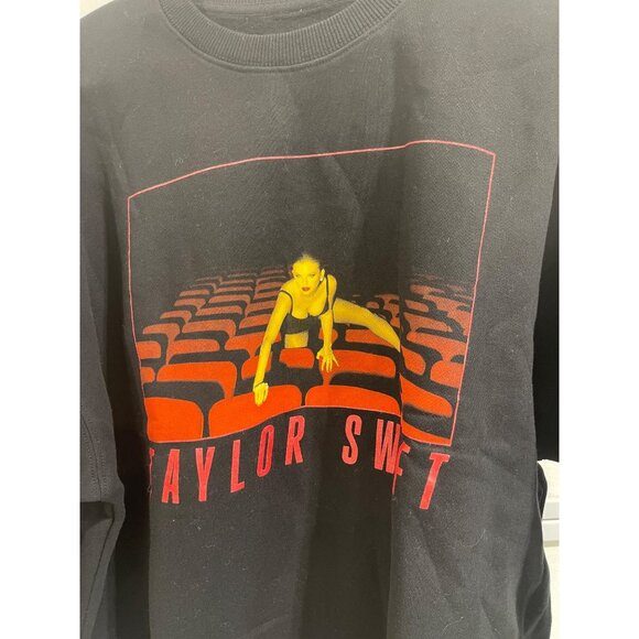 NEW TAYLOR SWIFT THE LIFE OF A SHOWGIRL CREWNECK MEDIUM - Picture 3 of 5